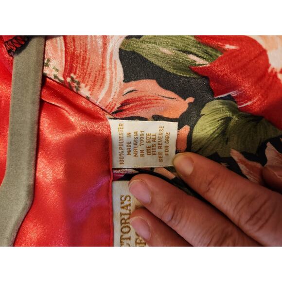 1980-90's Victoria's Secret Floral Satin Robe Kimono - Red & Black OSFA‎ Vintage - Picture 3 of 6
